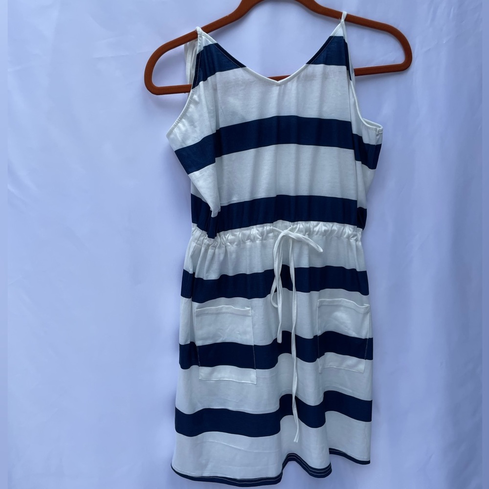 White & Navy striped beach dress w pockets
